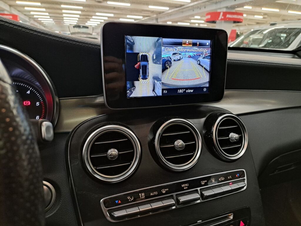 Mercedes-Benz GLC 2019 Musta