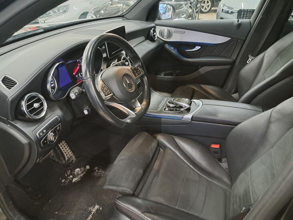 Mercedes-Benz GLC 2019 Musta