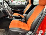 Mitsubishi L200 2020 Oranssi