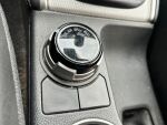 Mitsubishi L200 2020 Oranssi