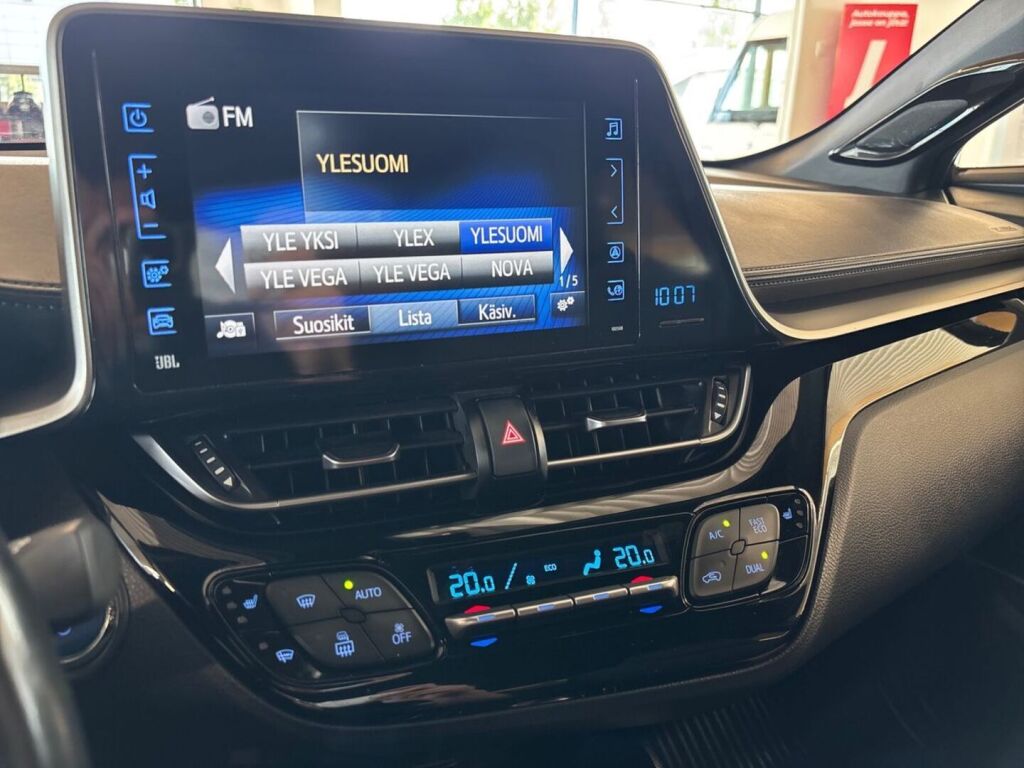 Toyota C-HR 2019 Harmaa
