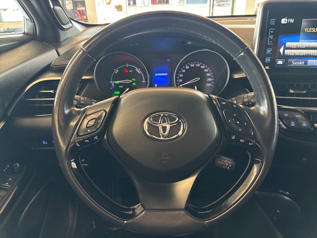 Toyota C-HR 2019 Harmaa