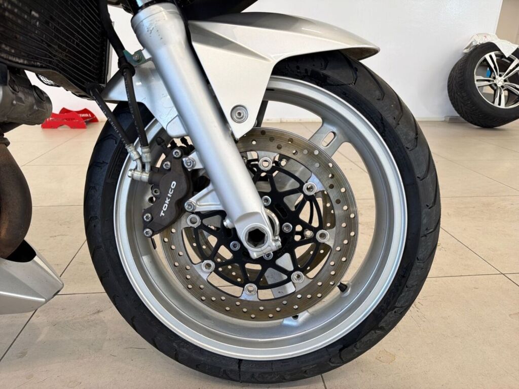 Suzuki SV 2004 PK U 107
