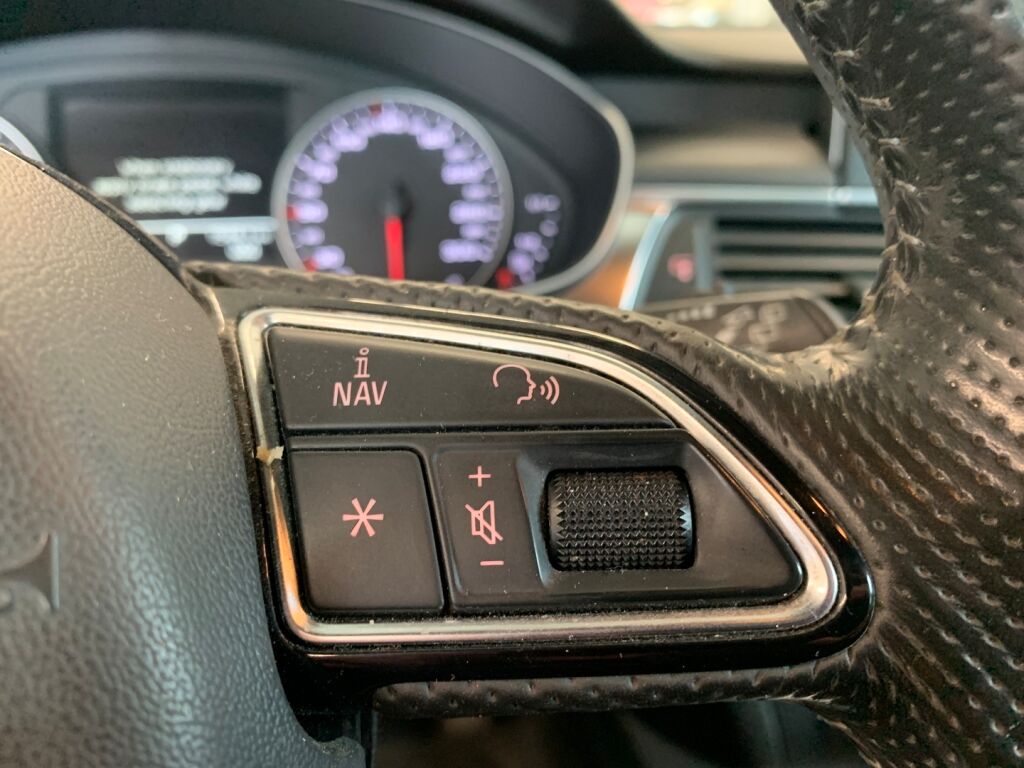 Audi A6 2012 Musta