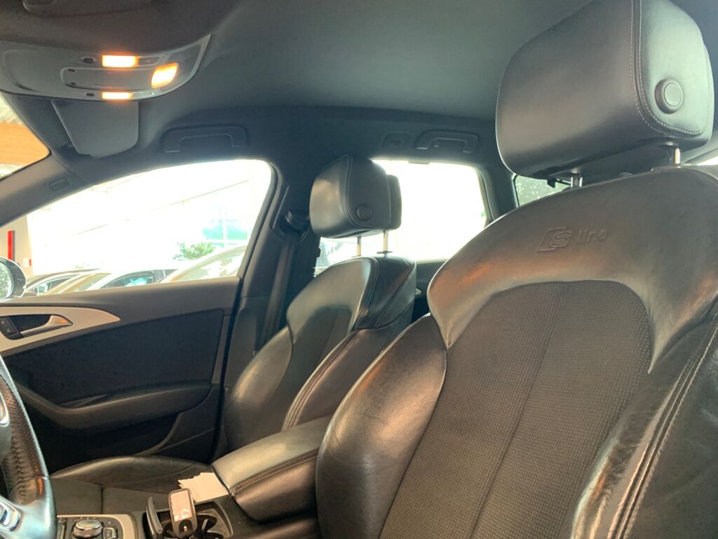 Audi A6 2012 Musta