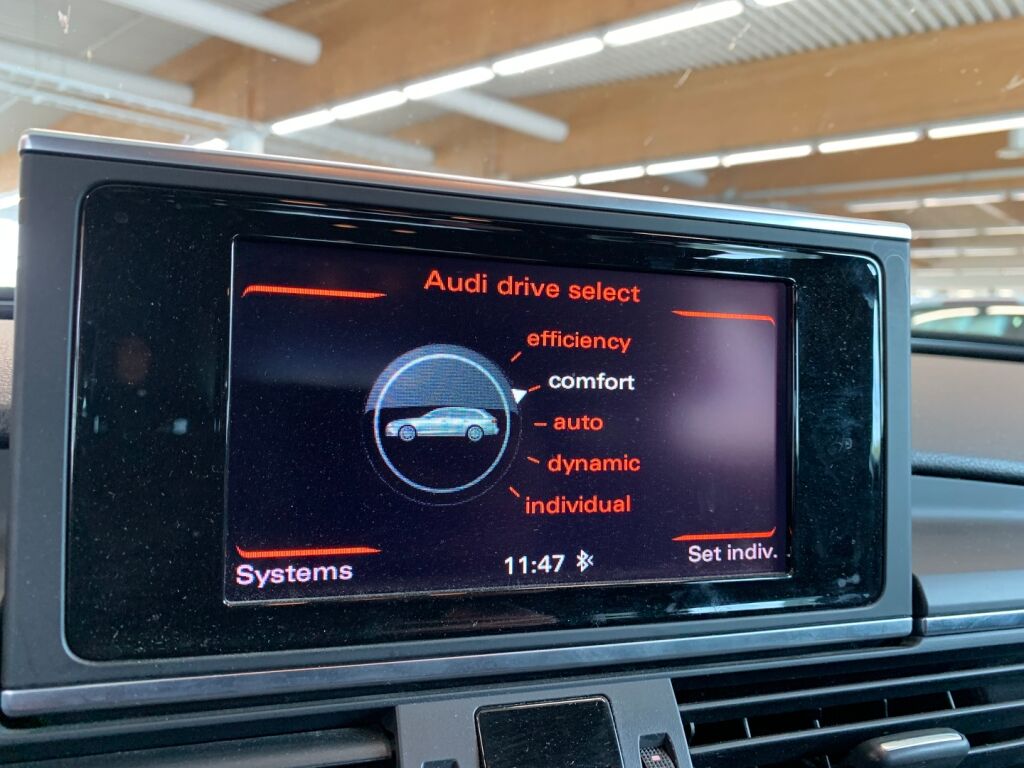 Audi A6 2012 Musta