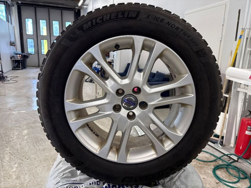 Volvo XC60 2014 Musta