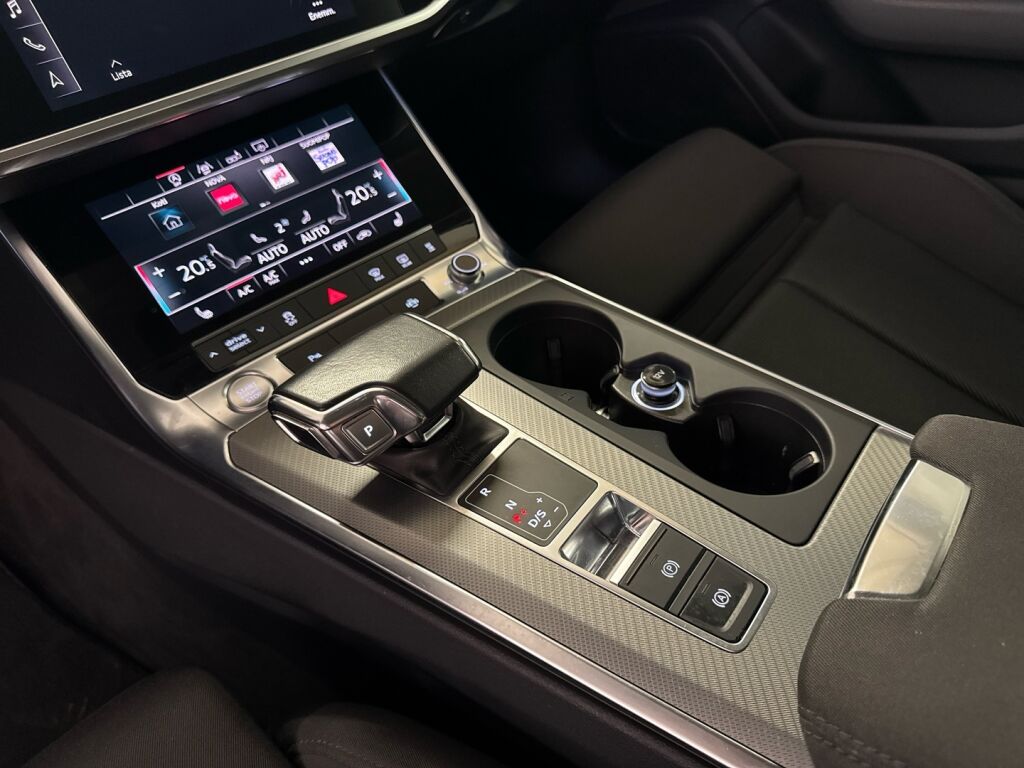 Audi A6 2019 Musta