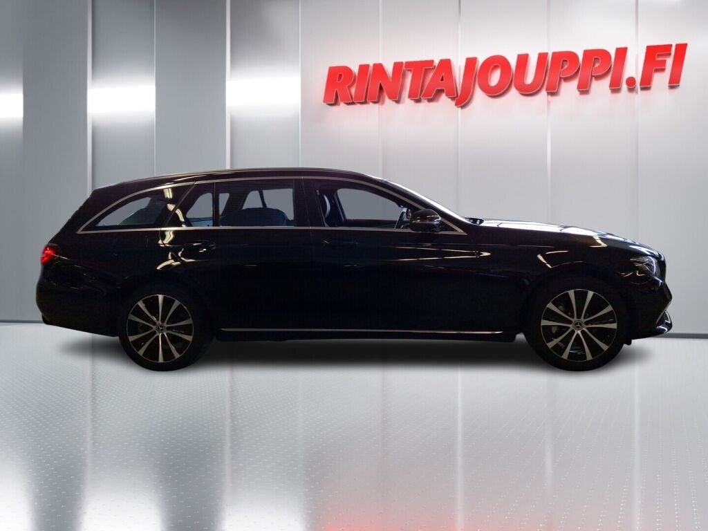 Mercedes-Benz E 2020 Musta