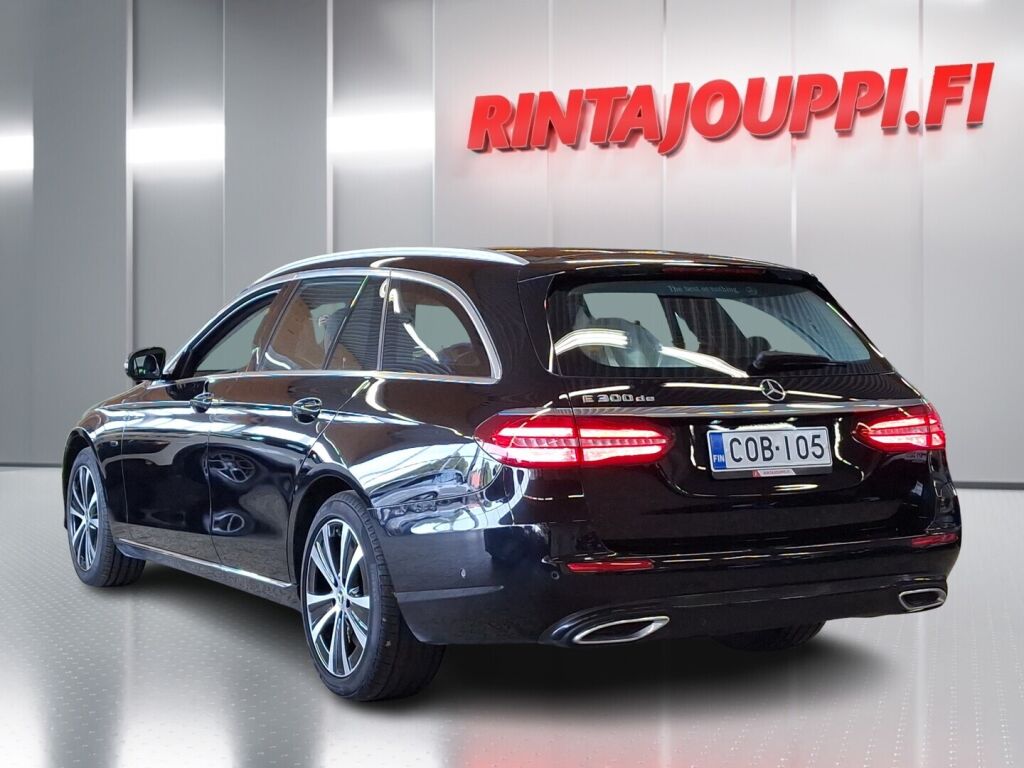 Mercedes-Benz E 2020 Musta