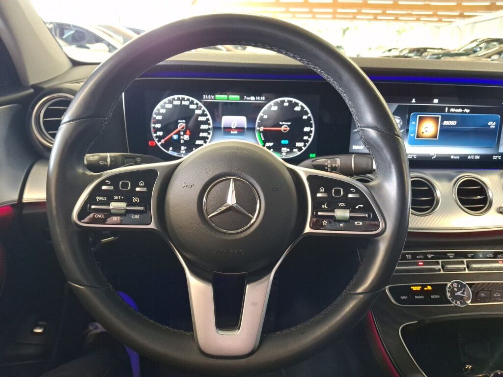 Mercedes-Benz E 2020 Musta