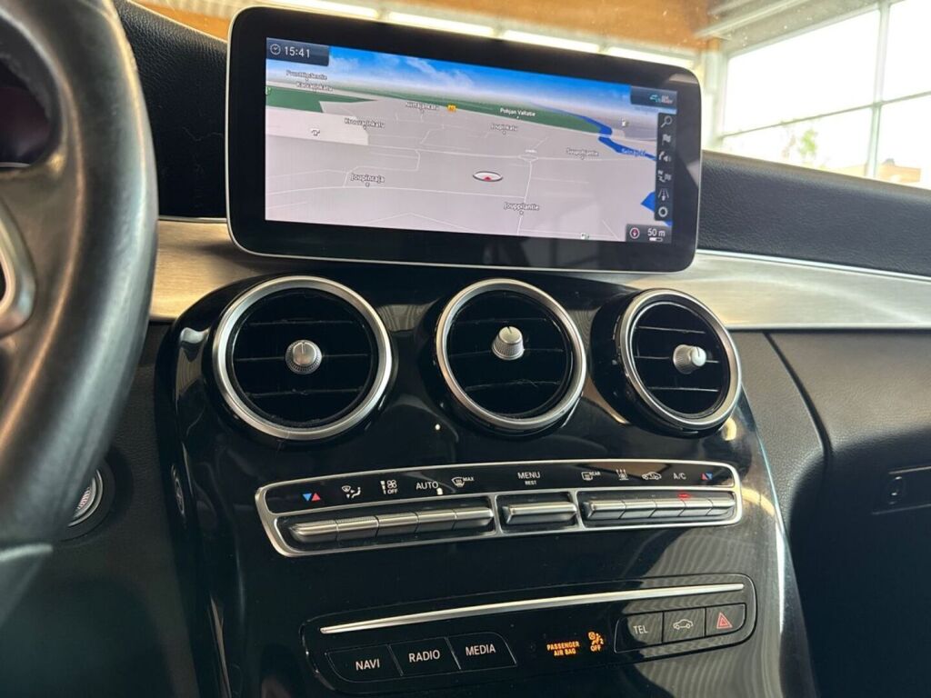 Mercedes-Benz C 2020 Valkoinen