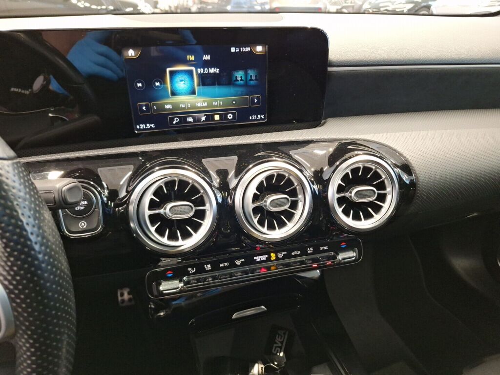 Mercedes-Benz A 2019 Harmaa