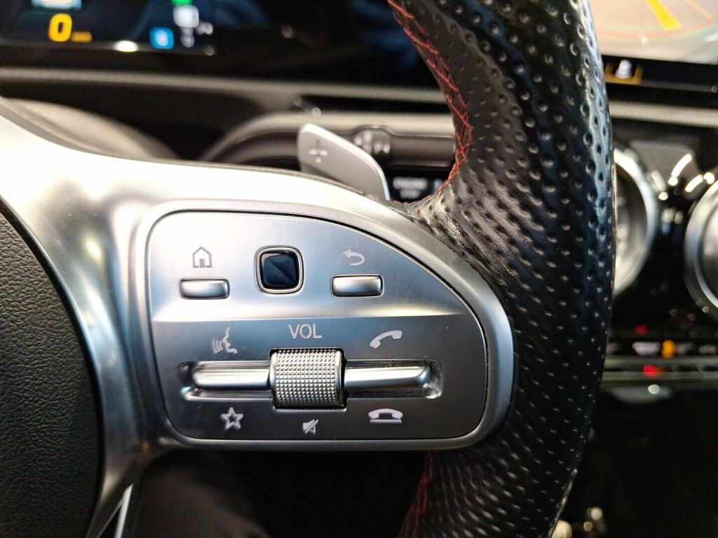 Mercedes-Benz A 2019 Harmaa