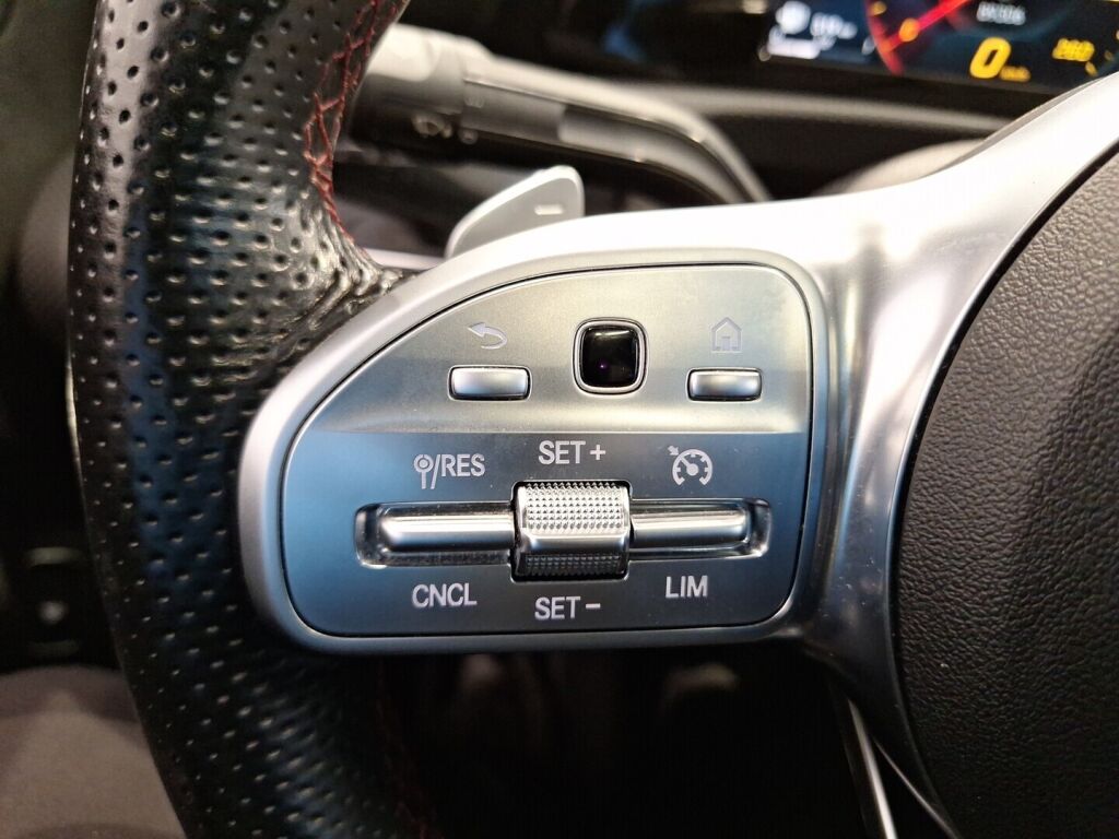 Mercedes-Benz A 2019 Harmaa