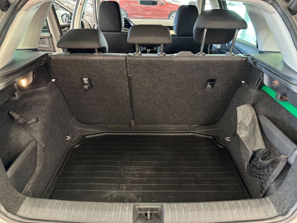 Skoda Kamiq 2019 Harmaa