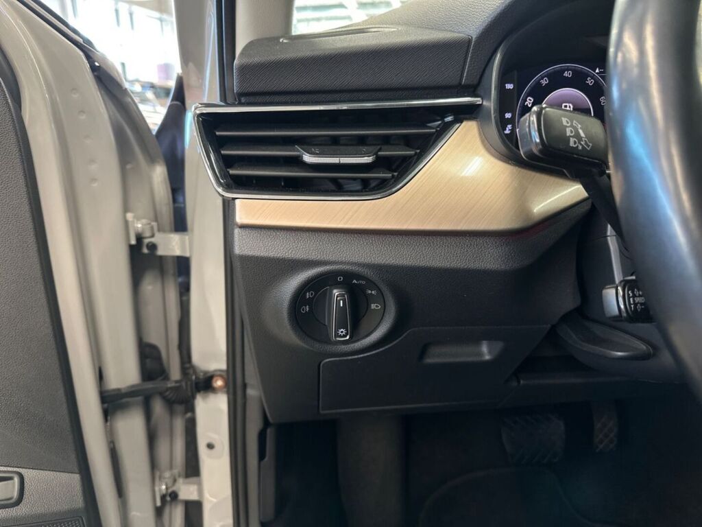 Skoda Kamiq 2019 Harmaa