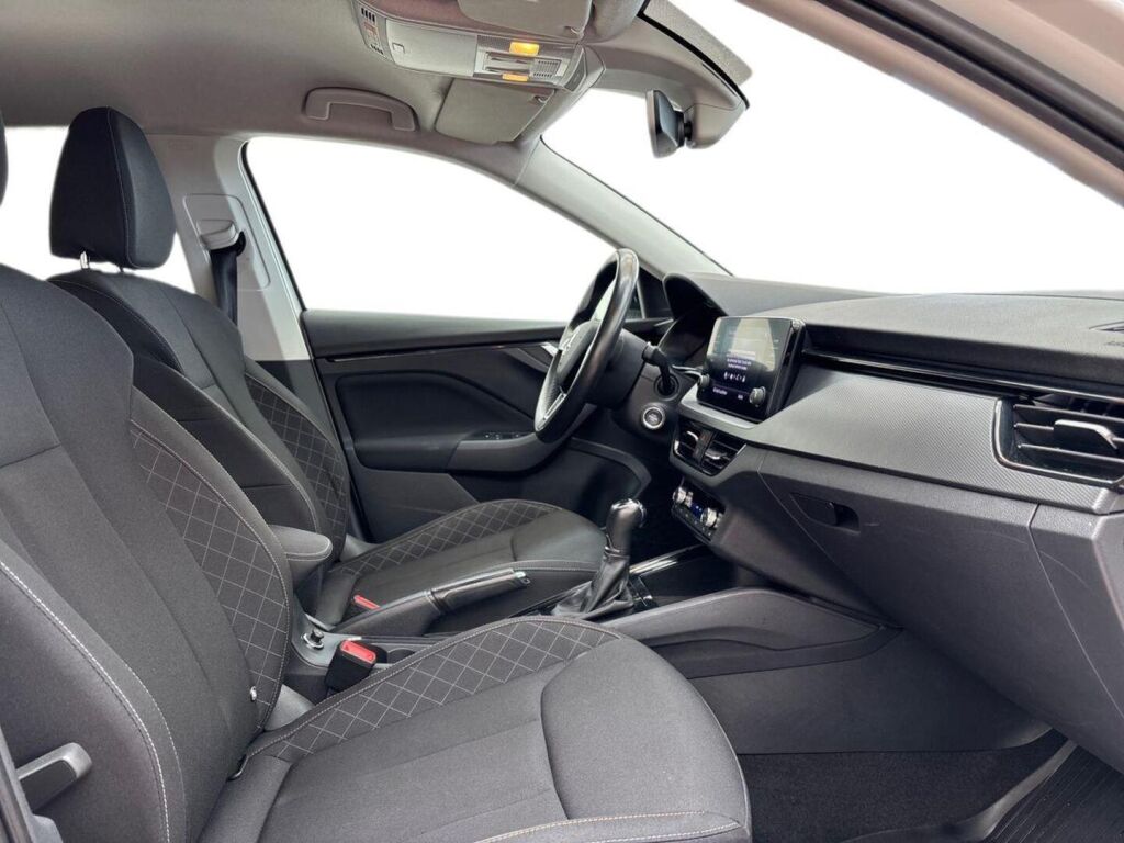 Skoda Scala 2019 Valkoinen