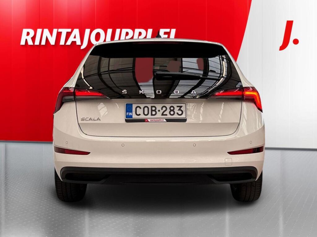 Skoda Scala 2019 Valkoinen