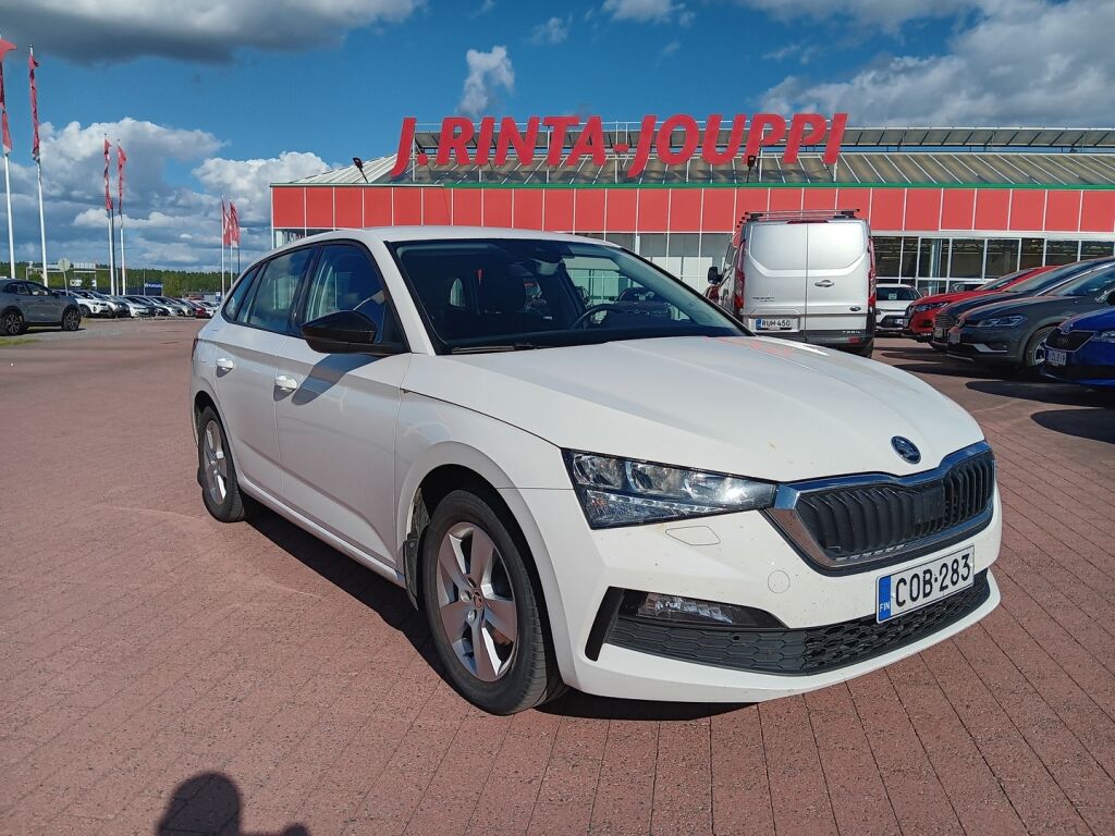 Skoda Scala 2019 Valkoinen