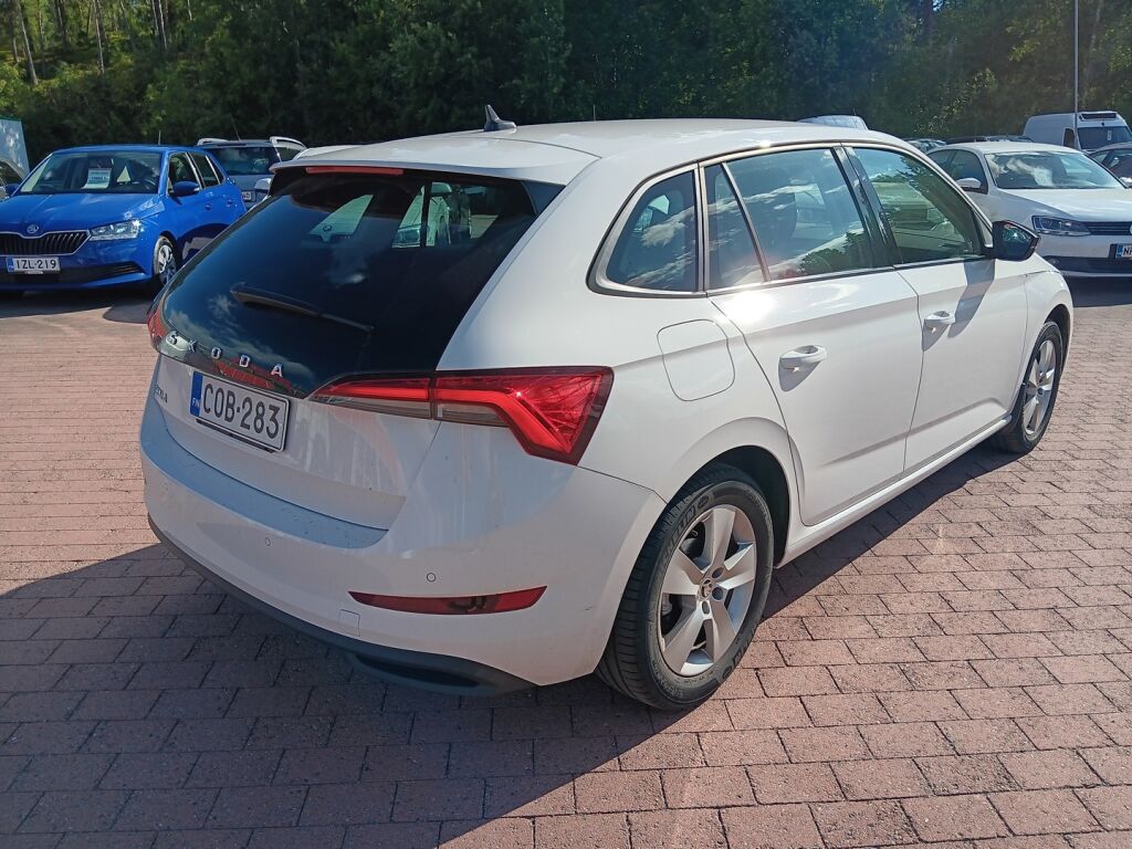 Skoda Scala 2019 Valkoinen