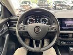 Skoda Scala 2019 Valkoinen