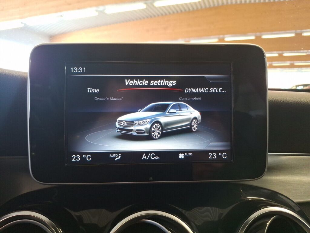 Mercedes-Benz C 2017 Valkoinen