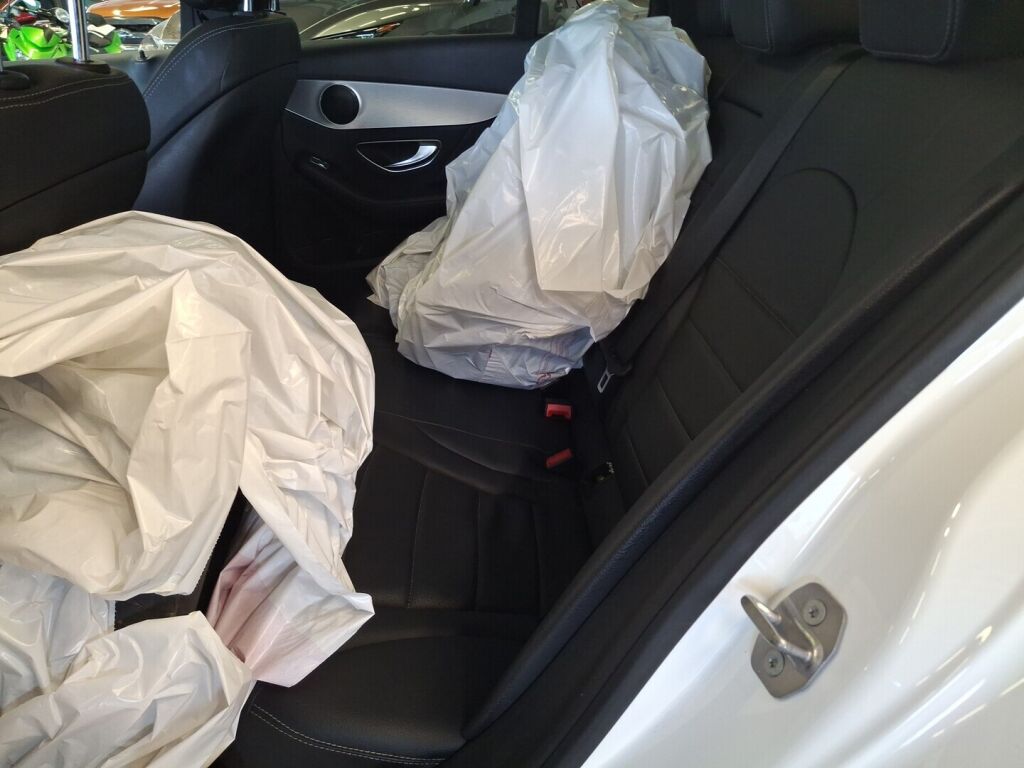 Mercedes-Benz C 2017 Valkoinen