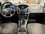 Ford Focus 2014 Punainen