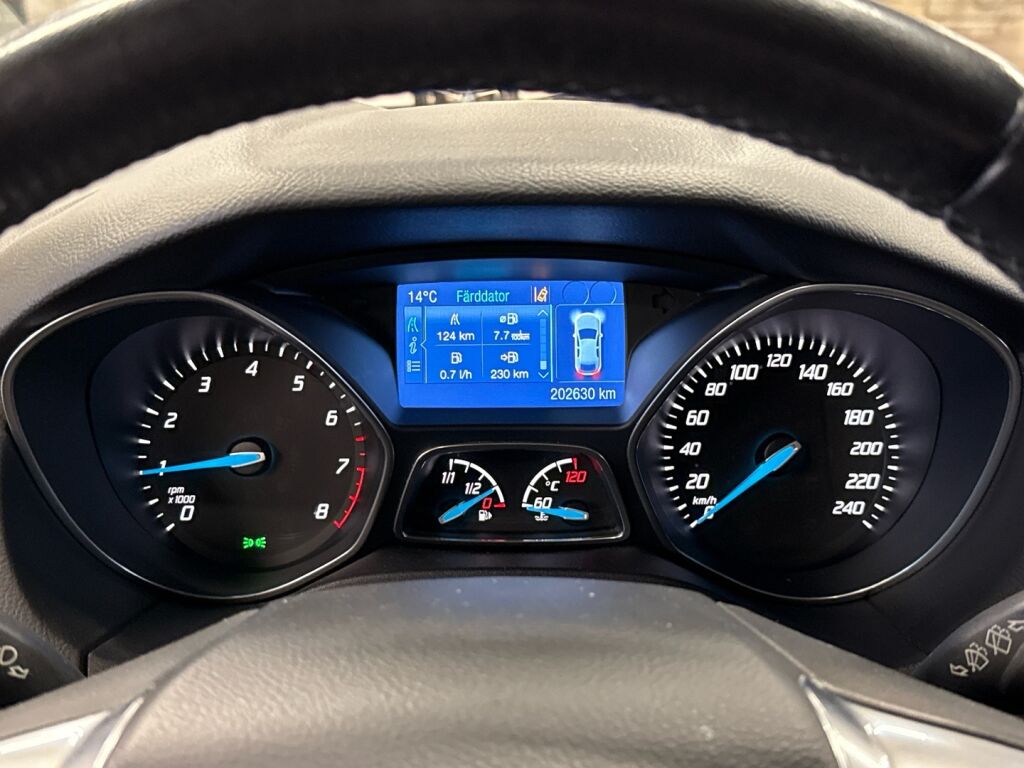 Ford Focus 2014 Punainen