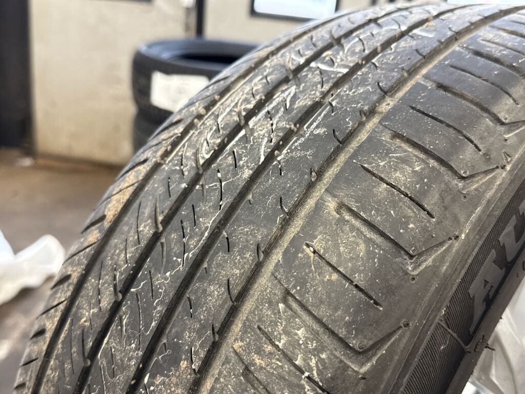 Ford Focus 2014 Punainen