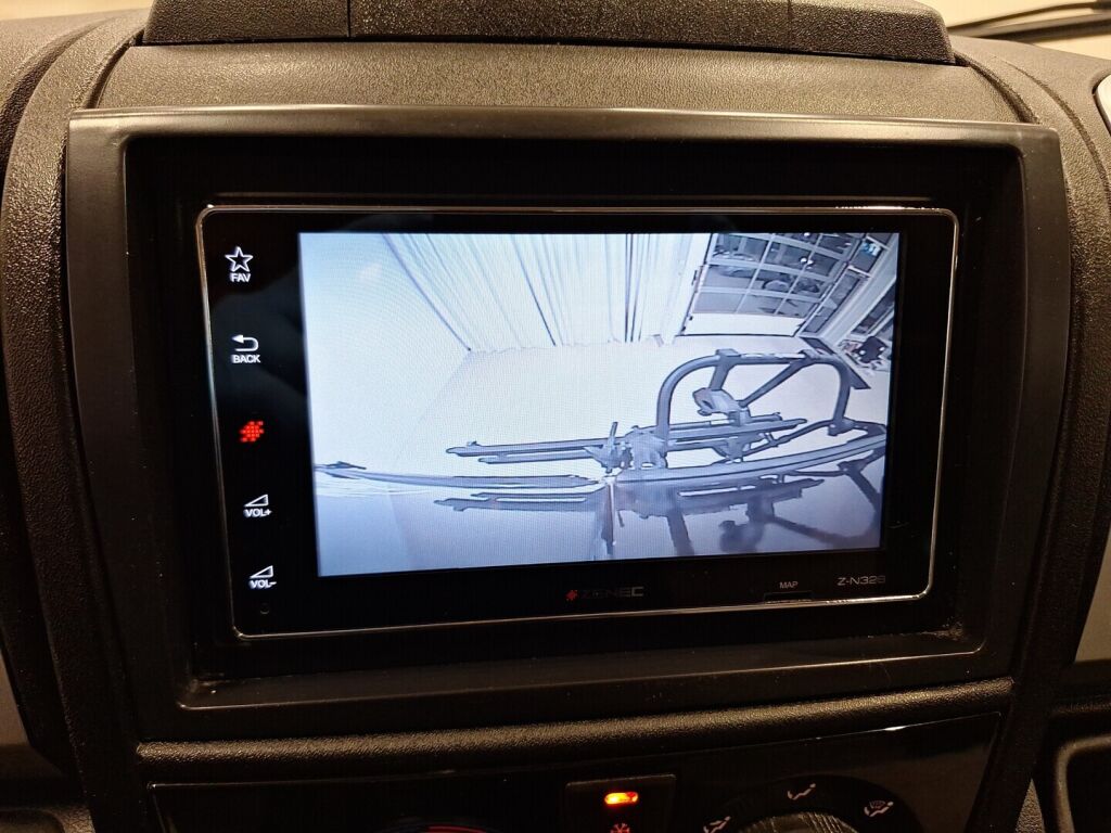 Sunlight Cliff 2020 Musta