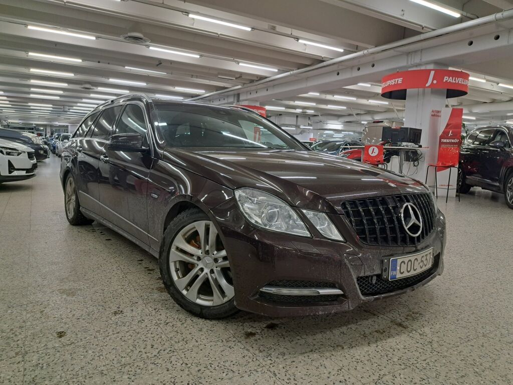 Mercedes-Benz E 2010 
