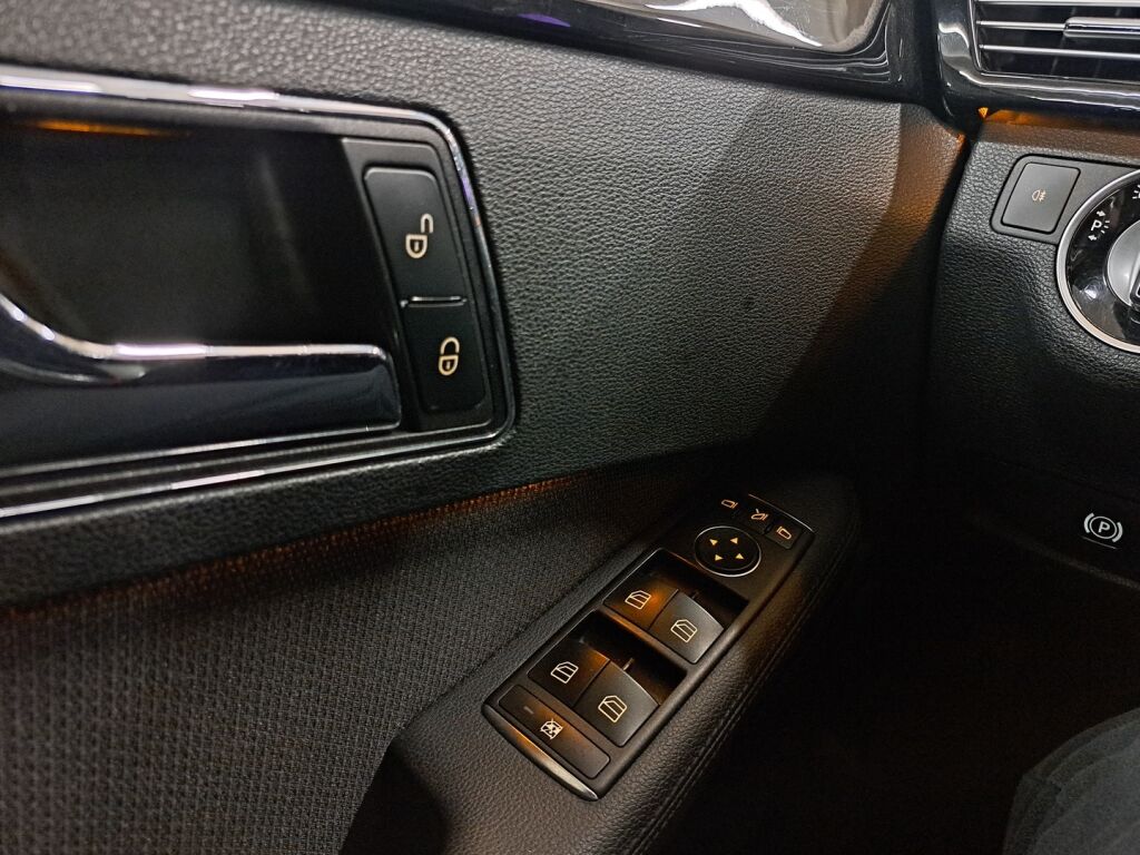 Mercedes-Benz E 2010 