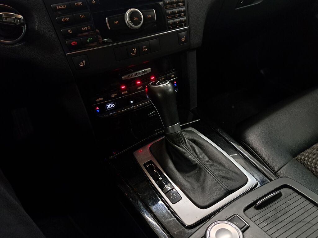 Mercedes-Benz E 2010 