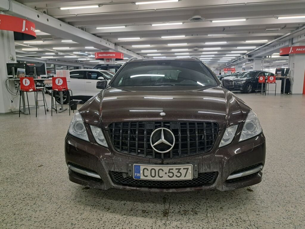 Mercedes-Benz E 2010 