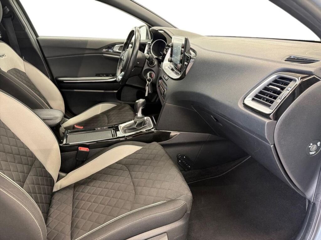Kia ProCeed 2020 Hopea