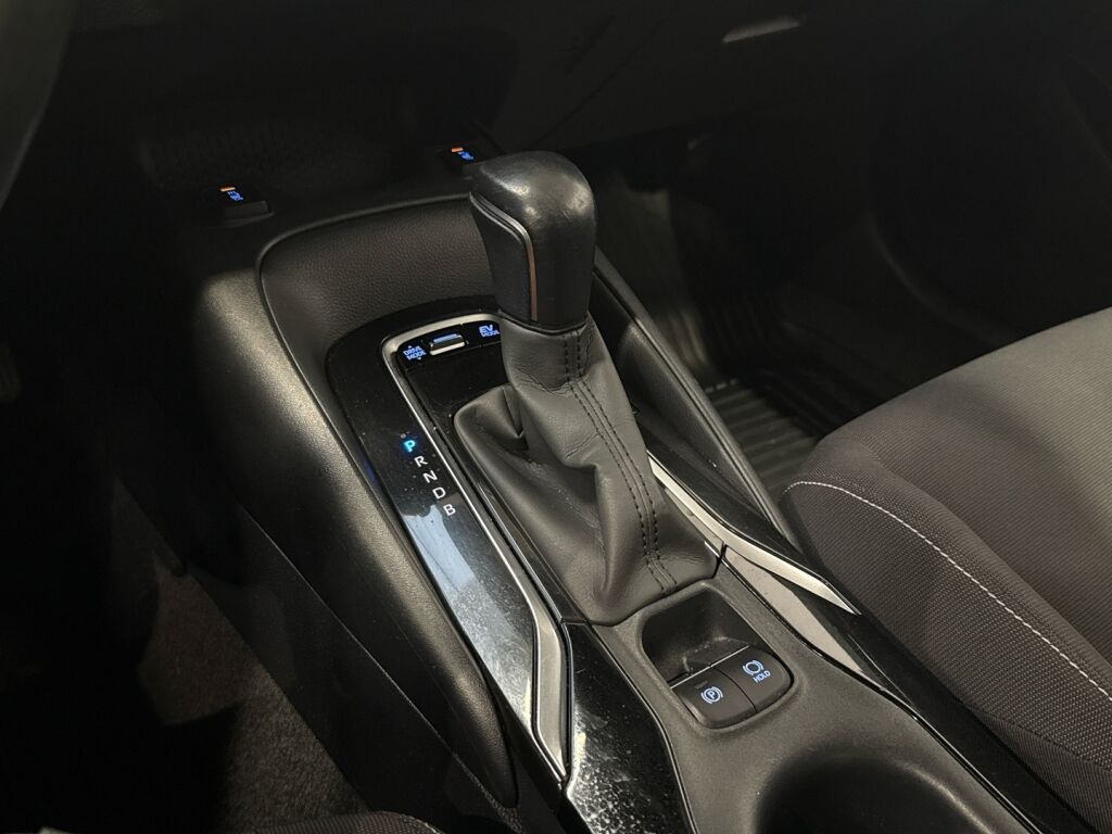 Toyota Corolla 2020 Musta