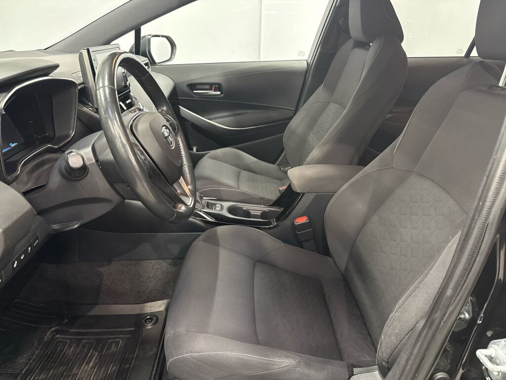 Toyota Corolla 2020 Musta