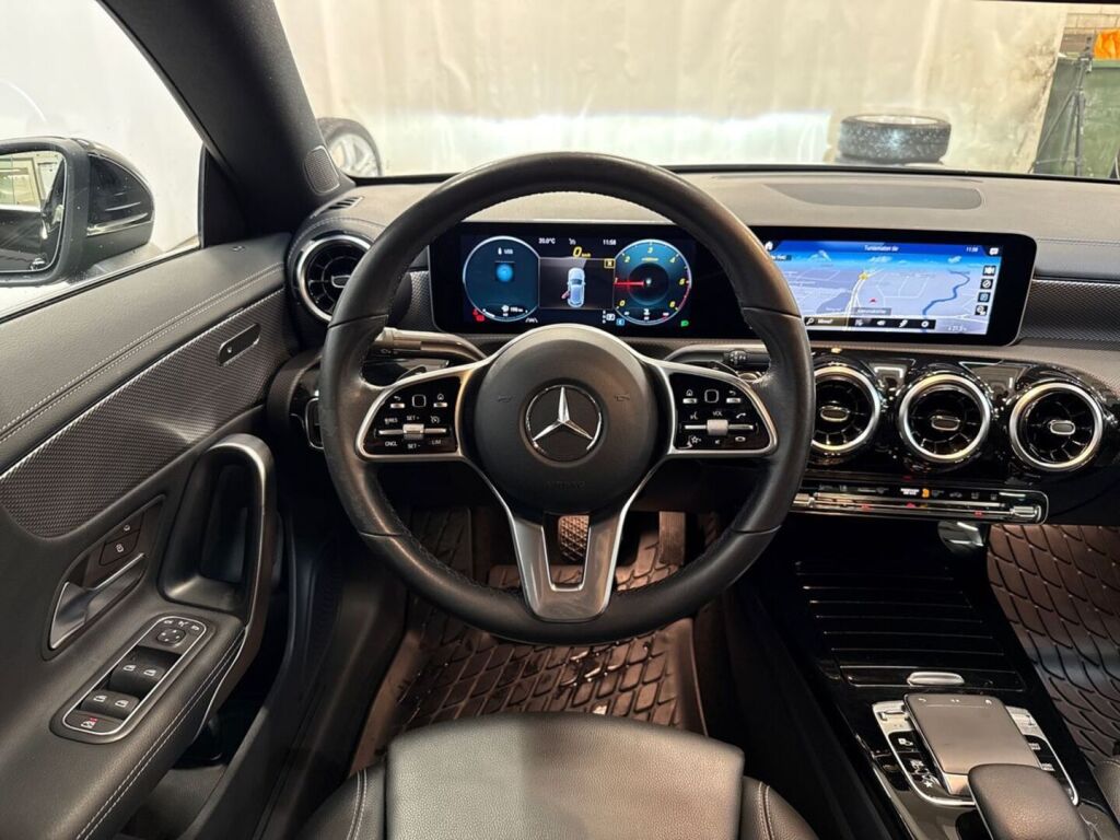 Mercedes-Benz CLA 2020 Musta