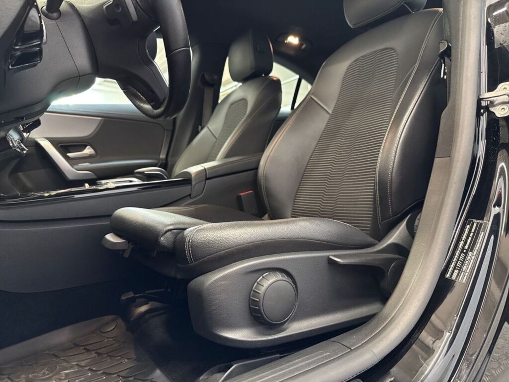 Mercedes-Benz CLA 2020 Musta
