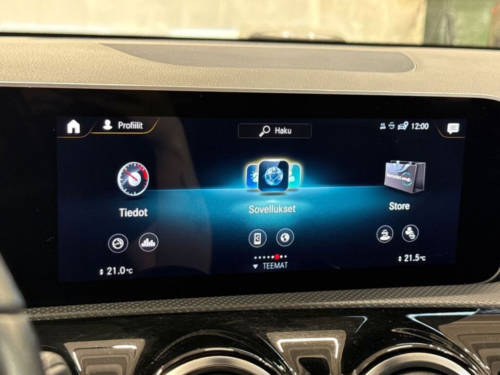 Mercedes-Benz CLA 2020 Musta