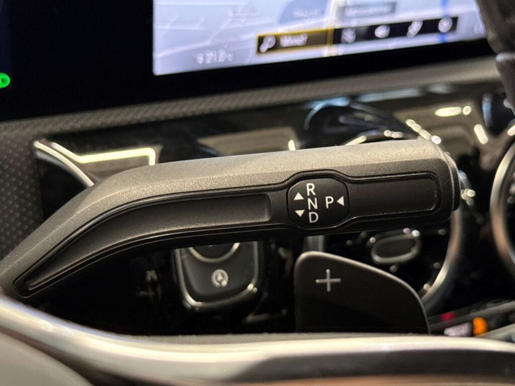 Mercedes-Benz CLA 2020 Musta
