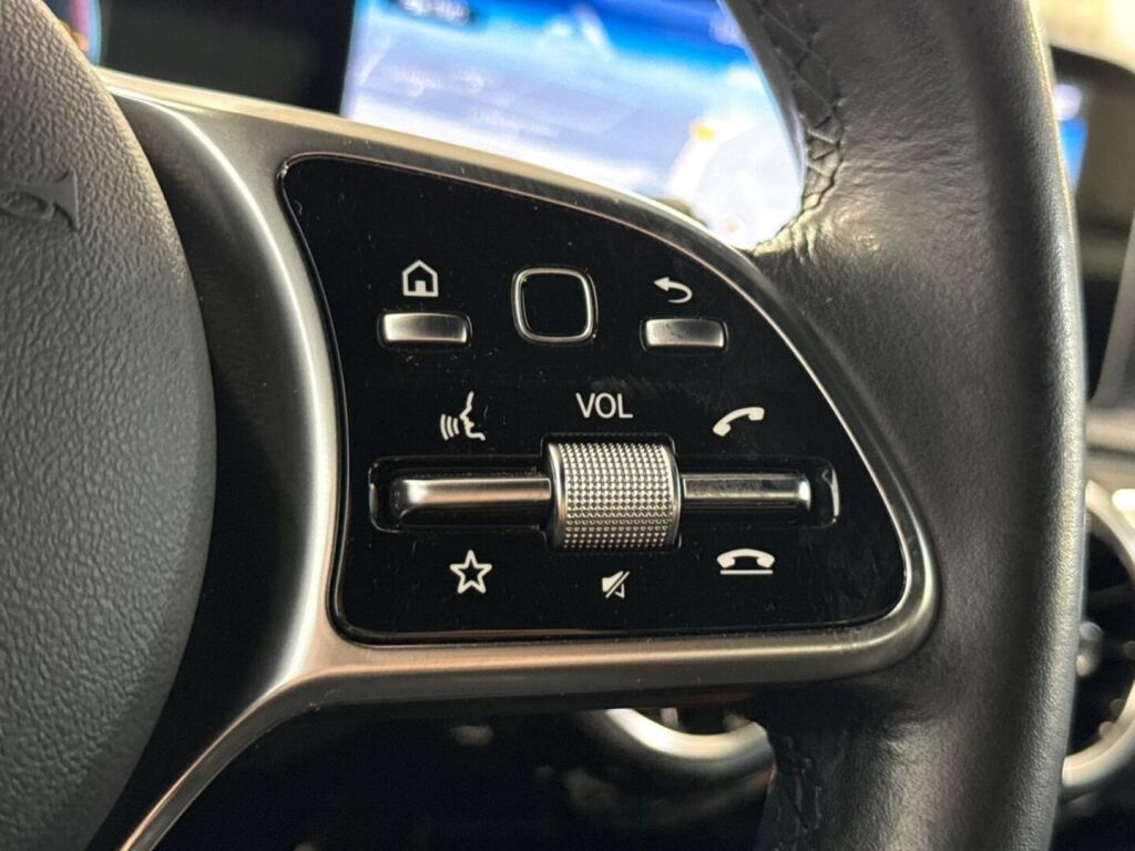 Mercedes-Benz CLA 2020 Musta