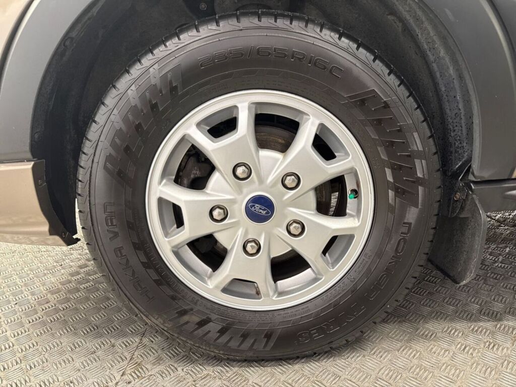 Ford Transit 2020 Harmaa