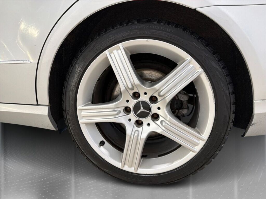 Mercedes-Benz E 2011 Hopea