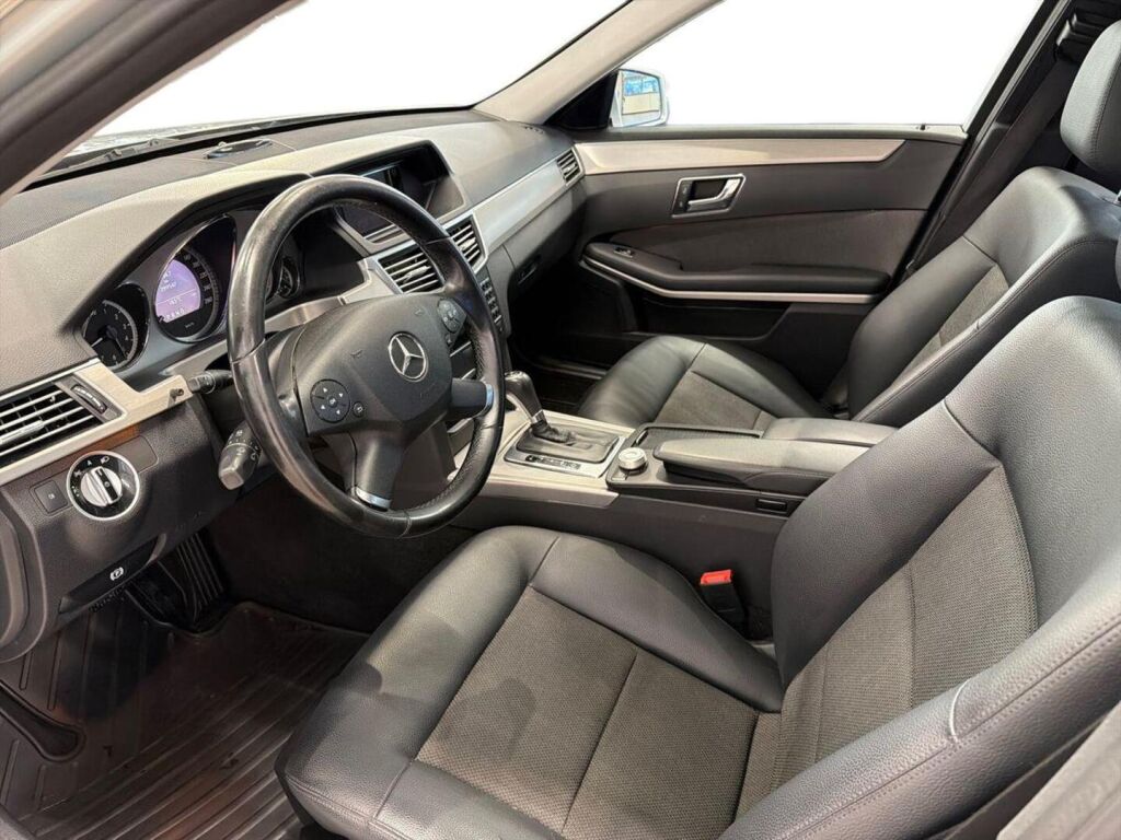 Mercedes-Benz E 2011 Hopea