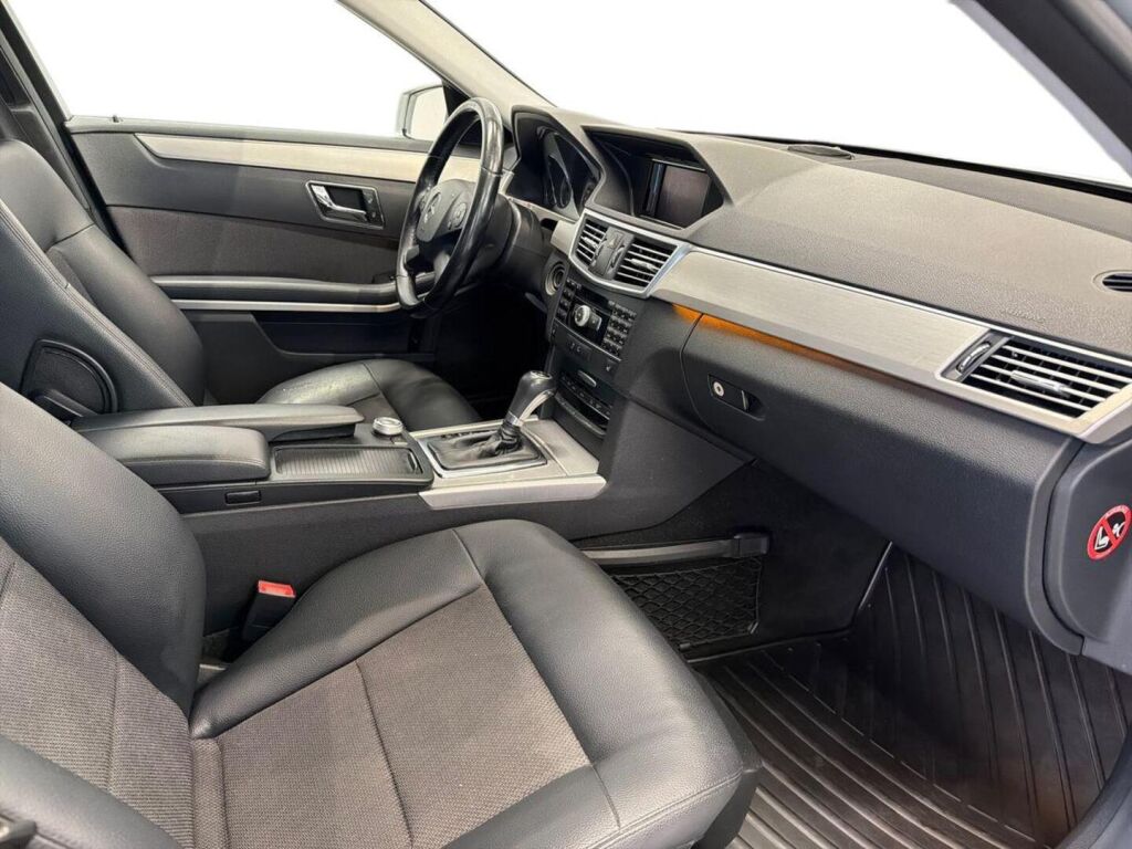 Mercedes-Benz E 2011 Hopea
