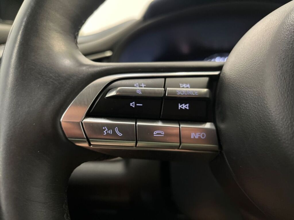 Mazda CX-30 2022 Punainen