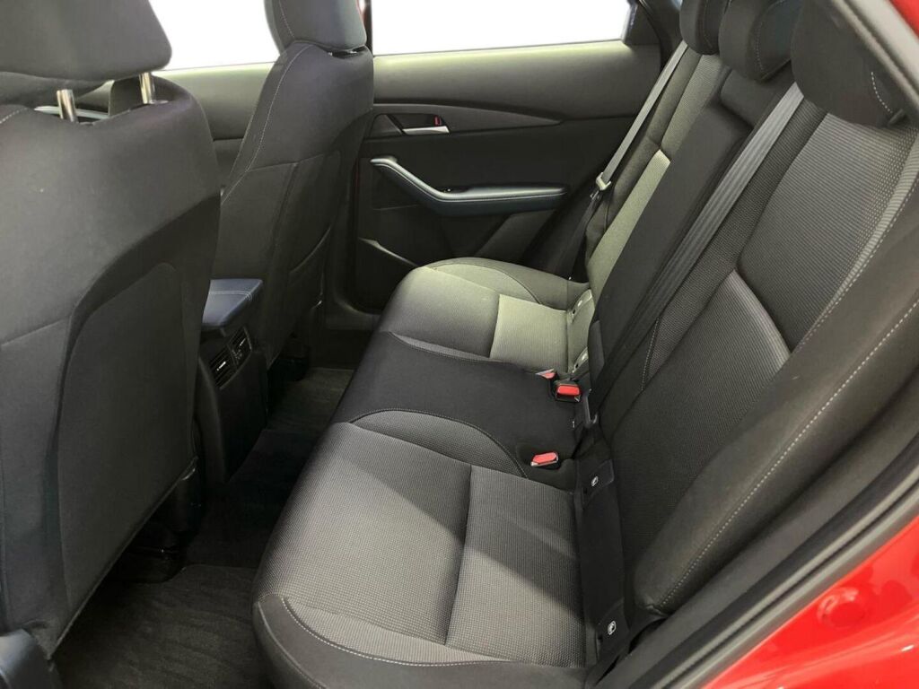 Mazda CX-30 2022 Punainen